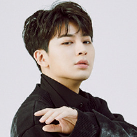 송윤형